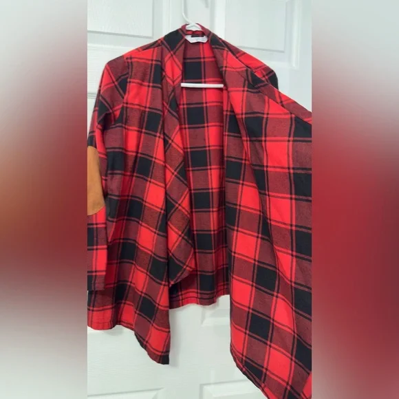 Red and Black Plaid Open Front Cardigan - Picture 3 of 9